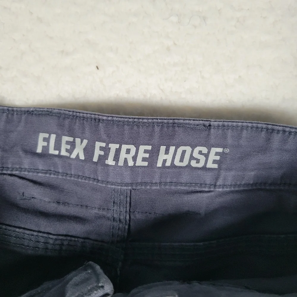 Duluth Trading Co Flex Fire Hose Cargo Pants Mens 32x30 Gray Workwear Utility - Picture 11 of 14